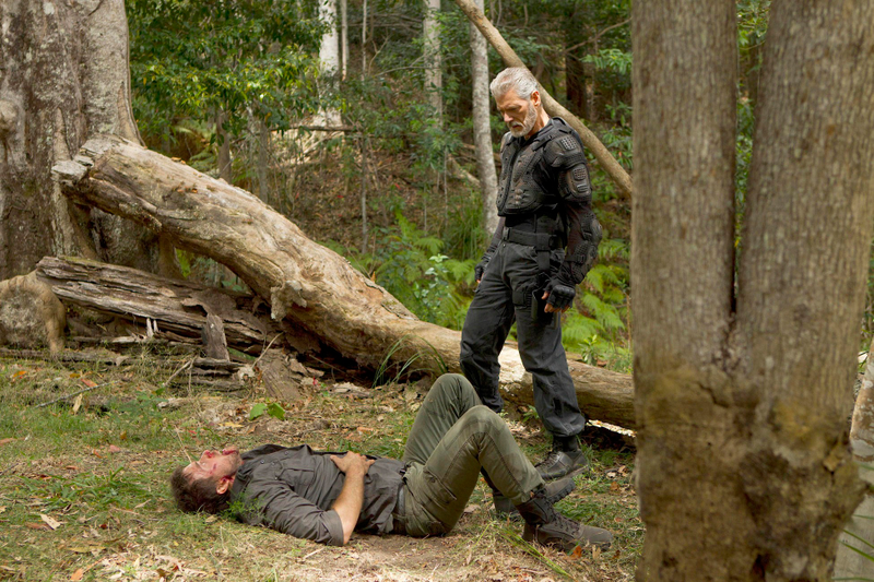 Illustration for article titled Why did Terra Nova take a whole season to start living up to its pilot?